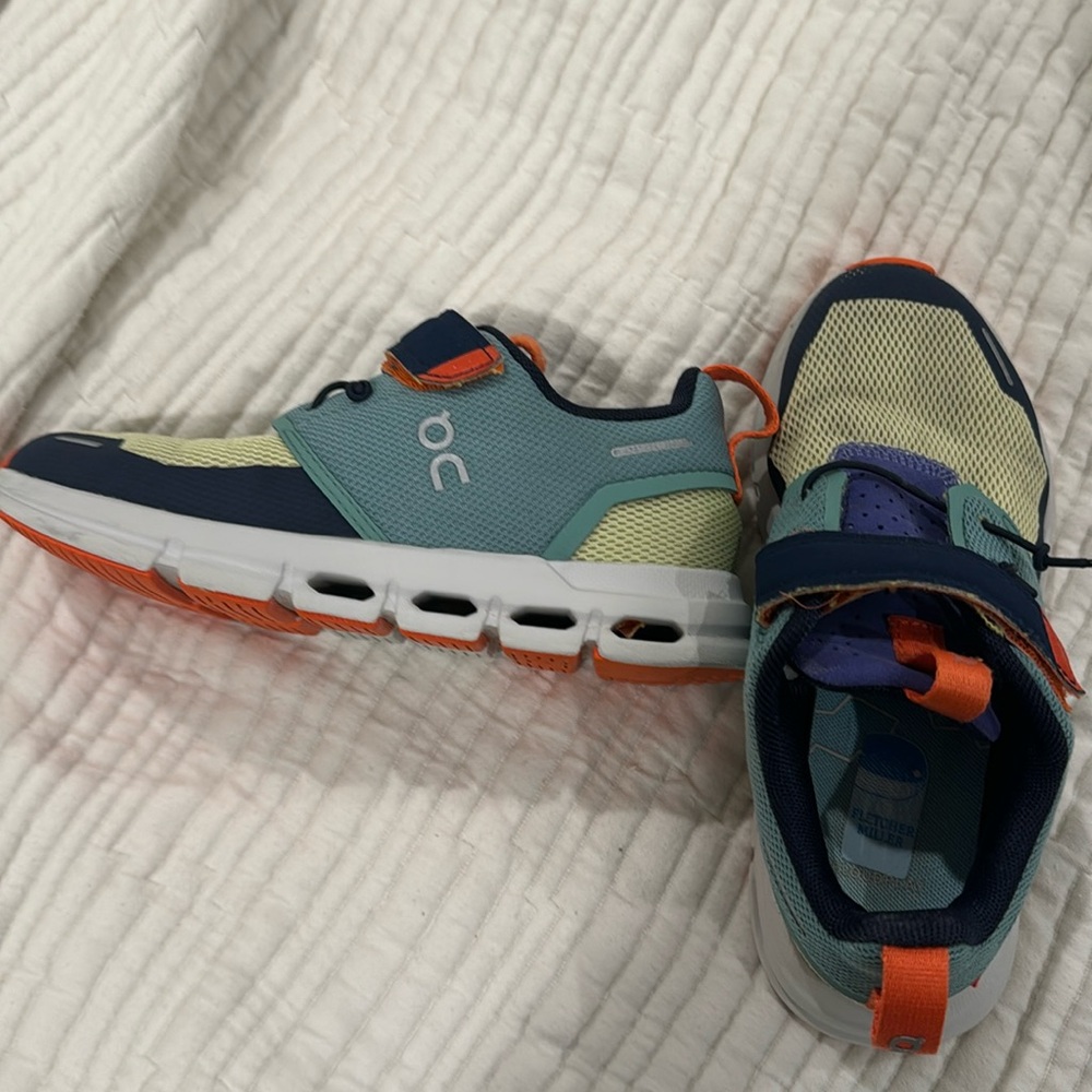 Toddler sneakers